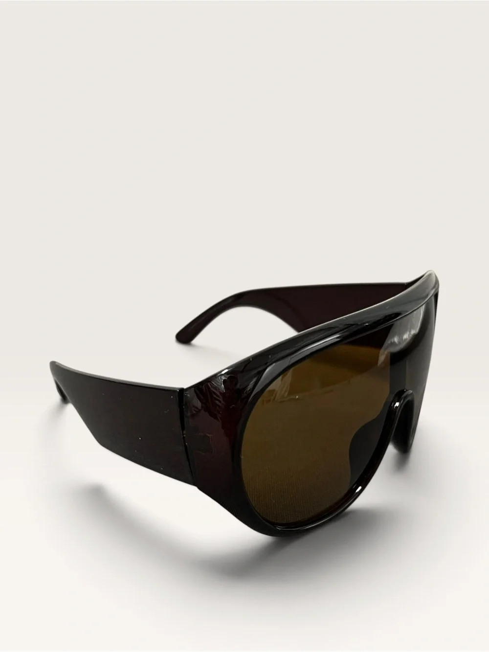 Women's Oversized Shield Sunglasses - Black Frame with Brown Lenses